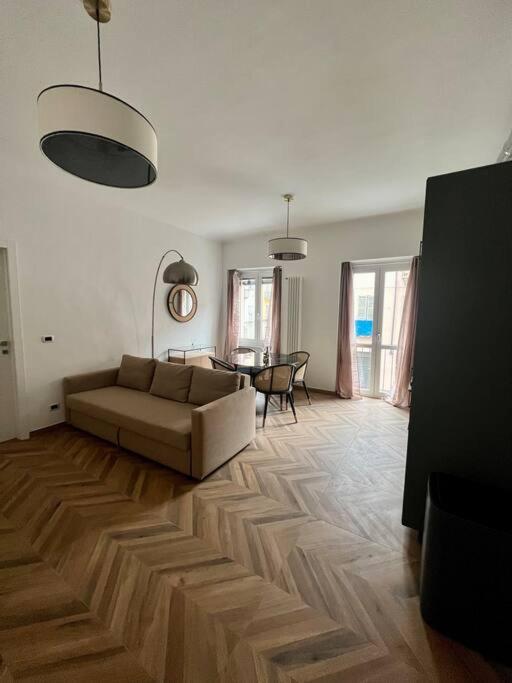 Casa Sassari - Vicino Porta Susa F.S. Τορίνο Εξωτερικό φωτογραφία